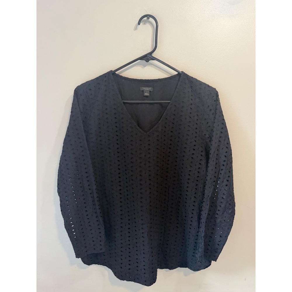 Ann Taylor Factory Black Eyelet Cotton V-Neck Blouse Long Sleeve Small 491696